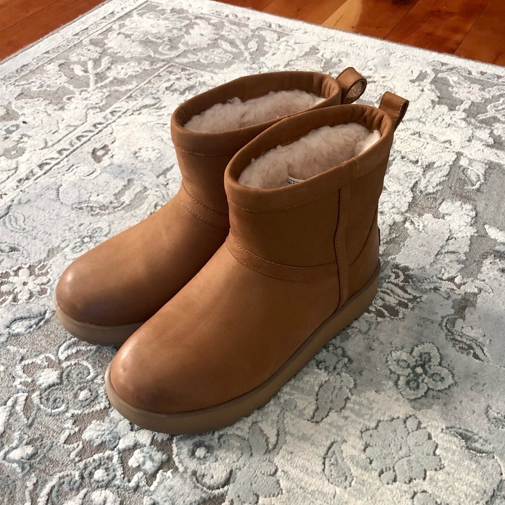 UGG Classic Mini Waterproof Leather Boots Size 7